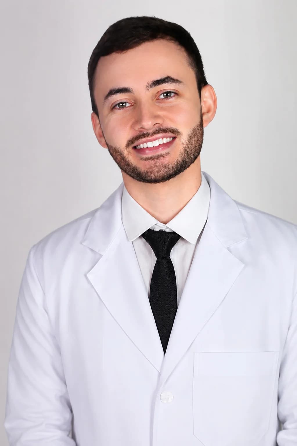Dr. Lucas Castro